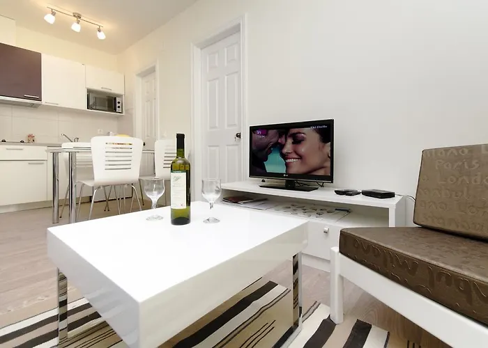 Apartment Ivan Makarska