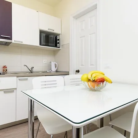 Apartament Ivan *